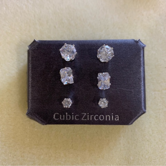 cubic zirconia Jewelry - Cubic Zirconia Silver Tone Stud Earrings